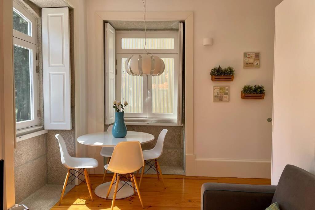 Santo Antonio Cozy Apartment Porto Exterior photo